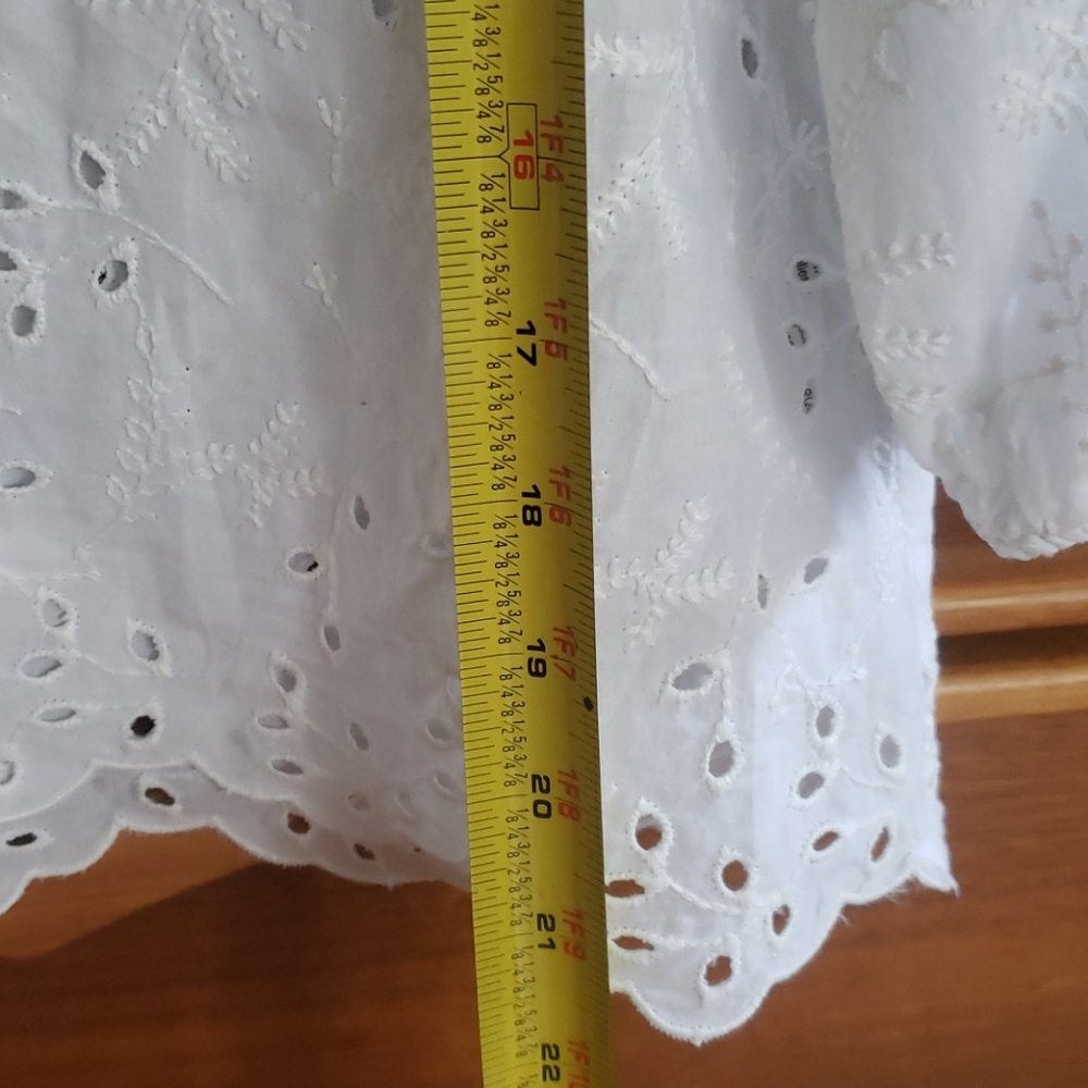 Zara white eyelet shirt with puff sleeves - Picture 5 of 6